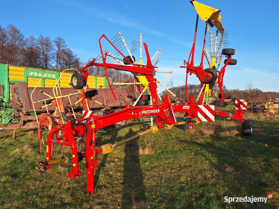 Zgrabiarka dwukaruzelowa Pottinger Class Krone