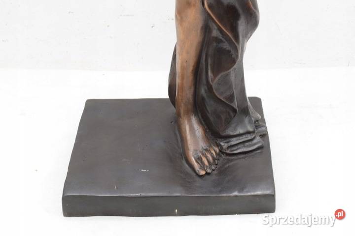 Akt Kobiety w Sukni Wielki Posąg Figura Rzeźba z