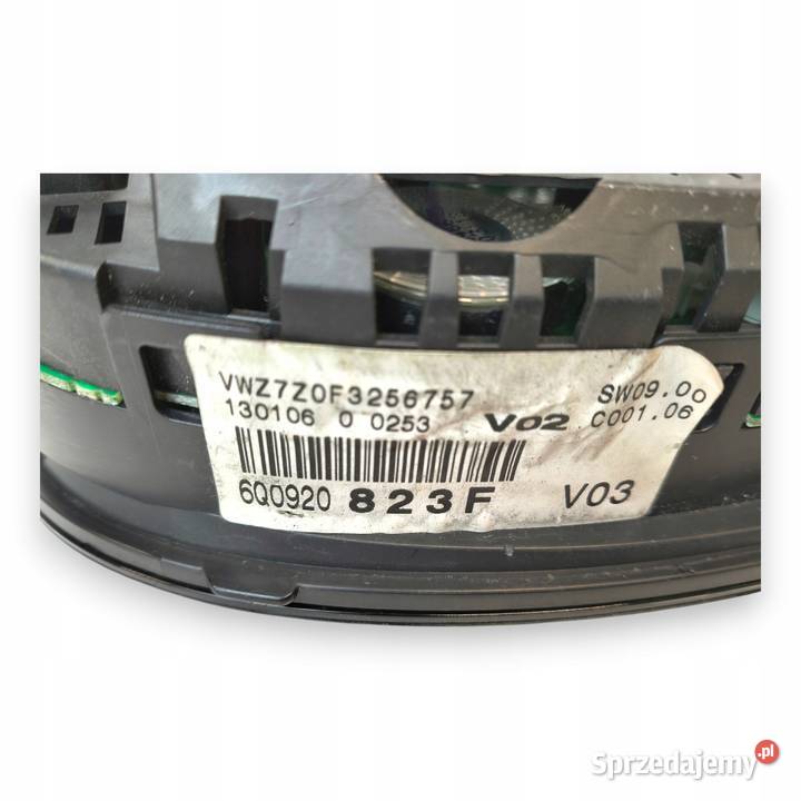 LICZNIK ZEGARY 6Q0920823F VW Polo IV 12 12V
