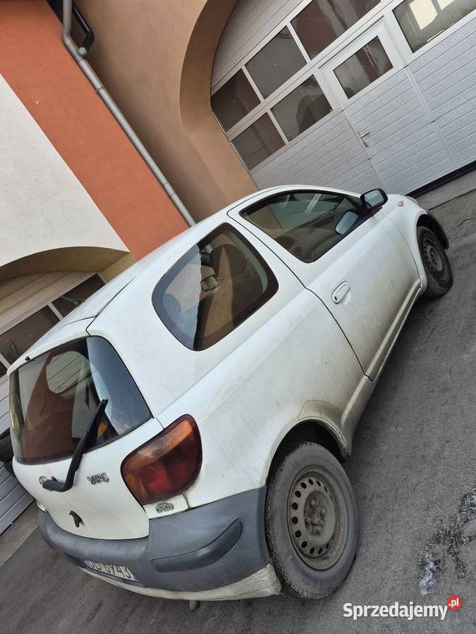 Toyota Yaris 14 D4D z katalizatorem fabrycznym 90KM Brzeg