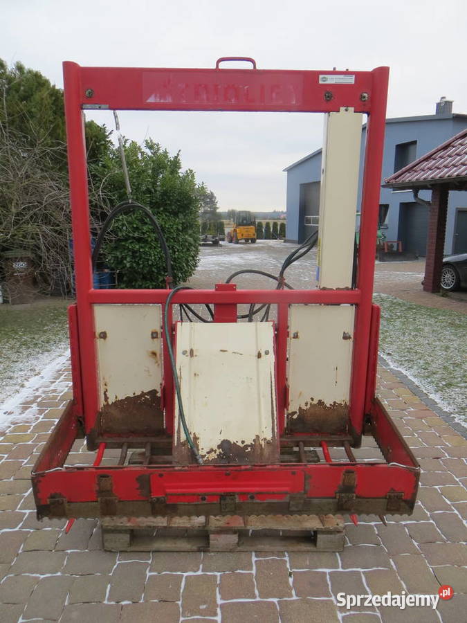 Wycinacz Wycinak do kiszonki Trioliet wielkopolskie Cielcza