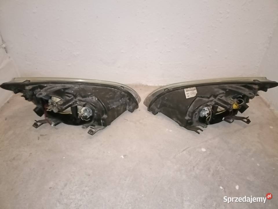 Reflektory Ford do Focus MK2 2005r używane 177000km łódzkie Łódź
