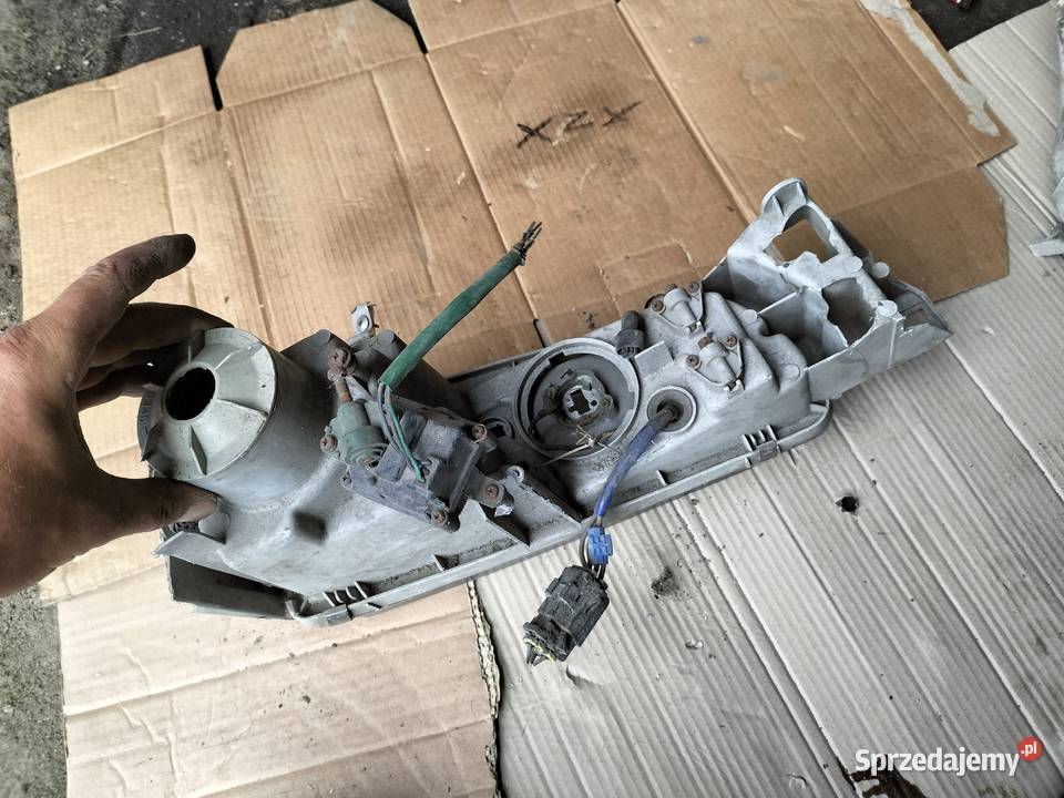 LAMPA PRZÓD PRZEDNIA LEWA MAZDA 626 GE Kamień-Kolonia