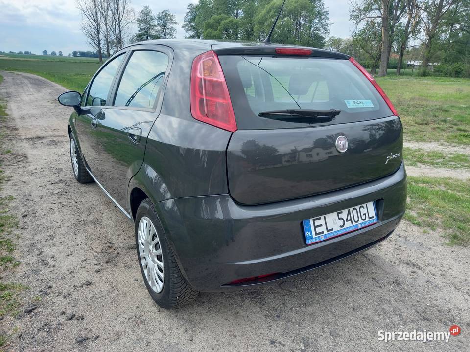 Sprzedam Fiata Grande Punto 14 benz 2009 łódzkie Uniejów