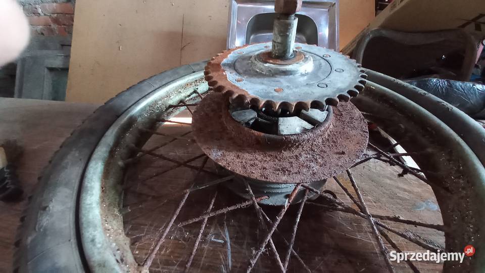 Jawa koło 16 tyl Wawelno