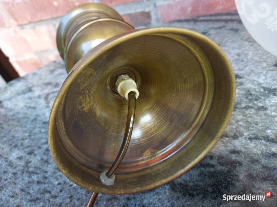 Lampka metalowa mosiężna szklany klosz Nocna