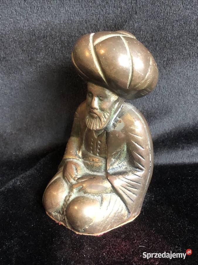 Zabytkowa figura Łowicz