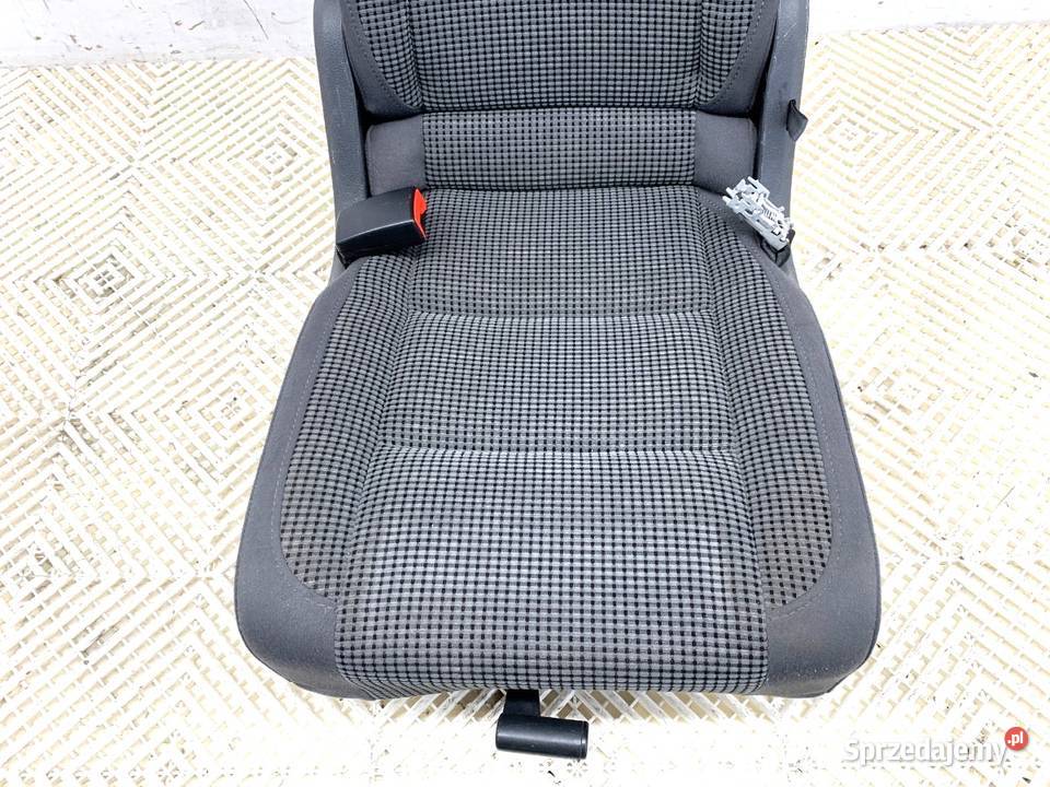 FOTEL TYŁ VW TOURAN Minivan 0310 SIEDZENIE TYLNE podkarpackie sprzedam