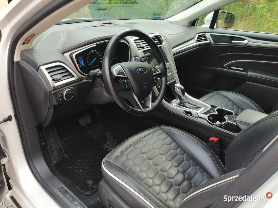 Ford Mondeo Vignale hybrid 92 2017r bogate 2000cm3 Marki