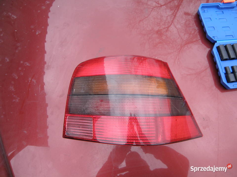 Lampa tylna prawa Volkswagen Golf IV 9703 małopolskie