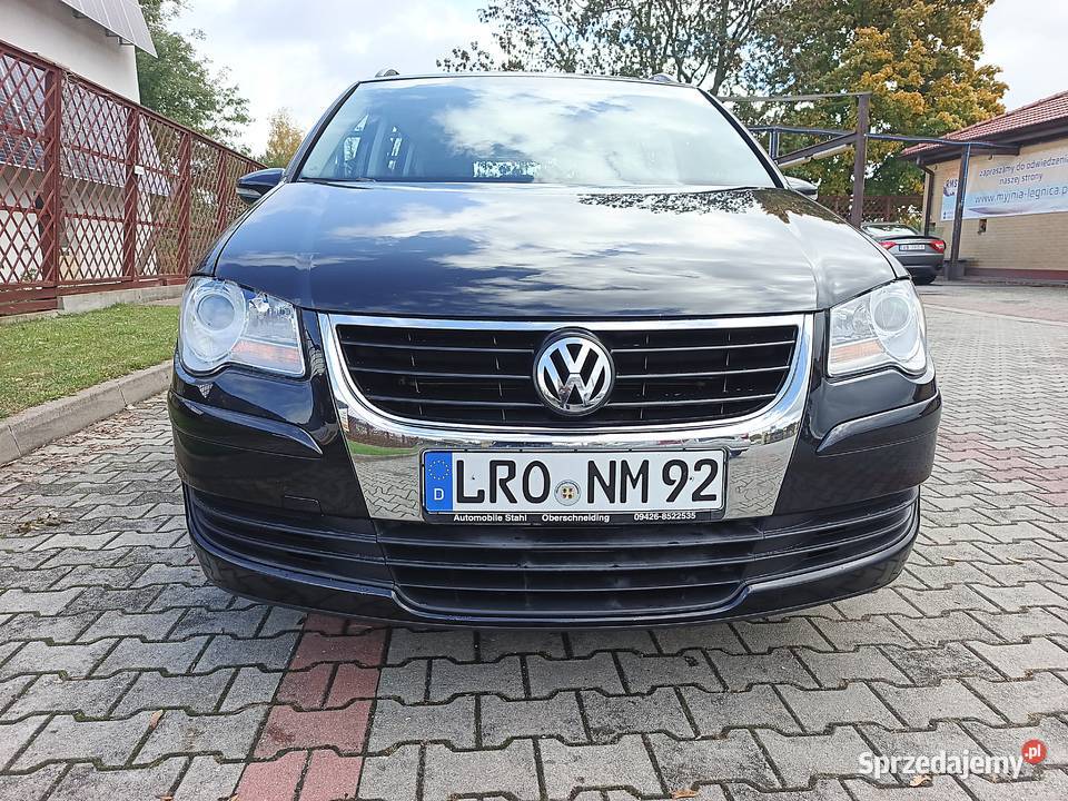 VW TOURAN 134000 ks serwisowa Volkswagen Kwiatkowice