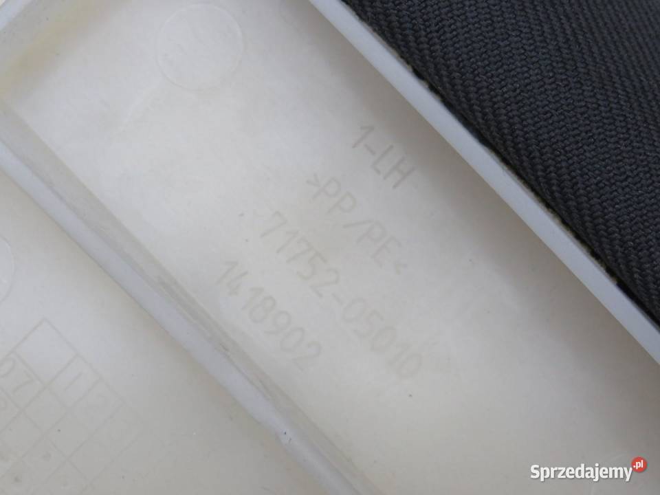 ZAKOŃCZENIE KANAPY LEWE SEDAN AVENSIS T27 T29 osobowe