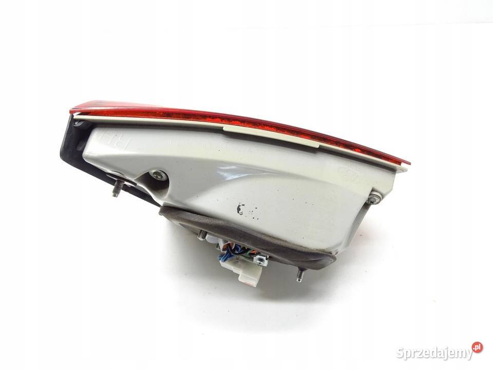 LAMPA PRAWA PRAWY TYŁ TYLNA W KLAPE LED HYUNDAI