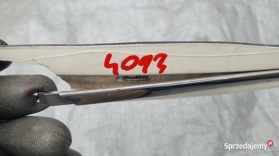 MERCEDES CLS W218 SEDAN CHROM LISTWA SRODKOWA śląskie Ruda Śląska