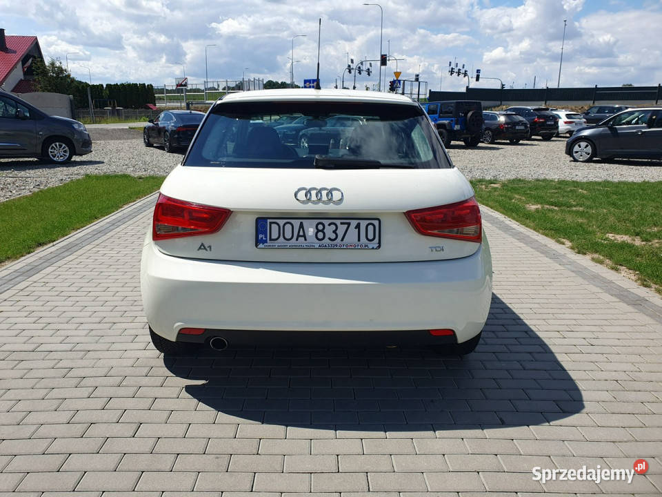 Audi A1 16tdi 105 Wersja Sport Bixenon Ledy Raty immobilizer Strobice
