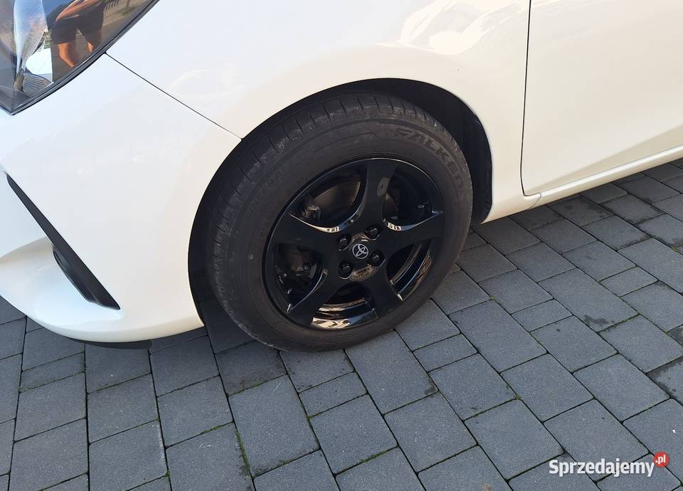 Toyota Yaris 10 Benzyna LPG Salon Polski Serwis nawigacja świętokrzyskie