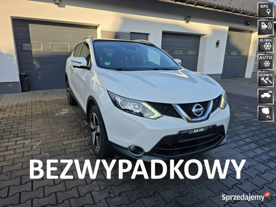 Nissan Qashqai kamera cofaniakamery serwisowany w ASO