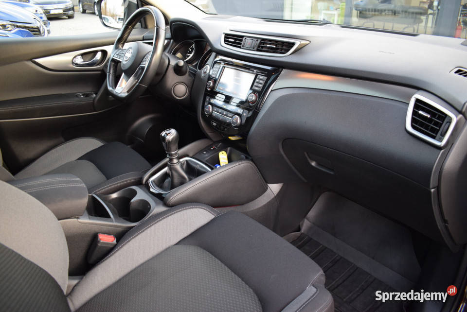 12 115 Krajowy Panorama FullLED Dealer Keller SUV