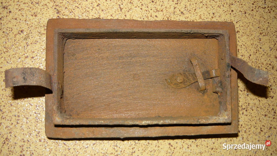 Drzwiczki żeliwne rewizyjne wyciorowe do pieca Sokółka