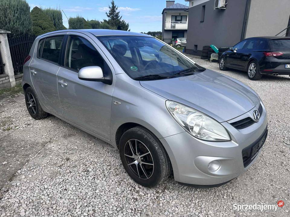 Hyundai i20 Niski Przebieg 87 Klimatyzacja CD Ładna