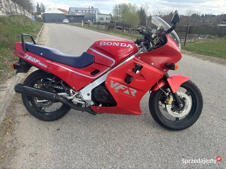 Honda VFR 750F