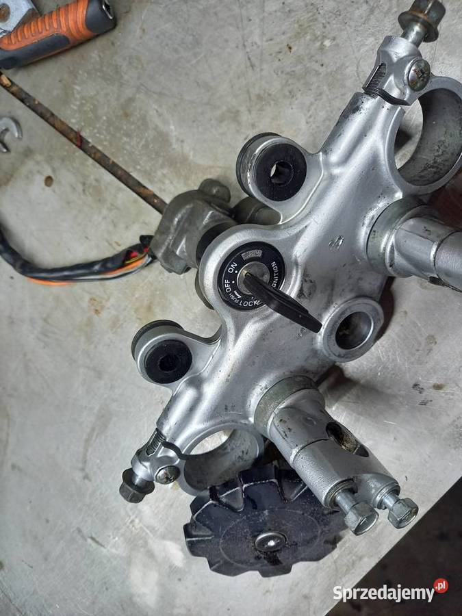 suzuki dr 650 stacyjka korek paliwa