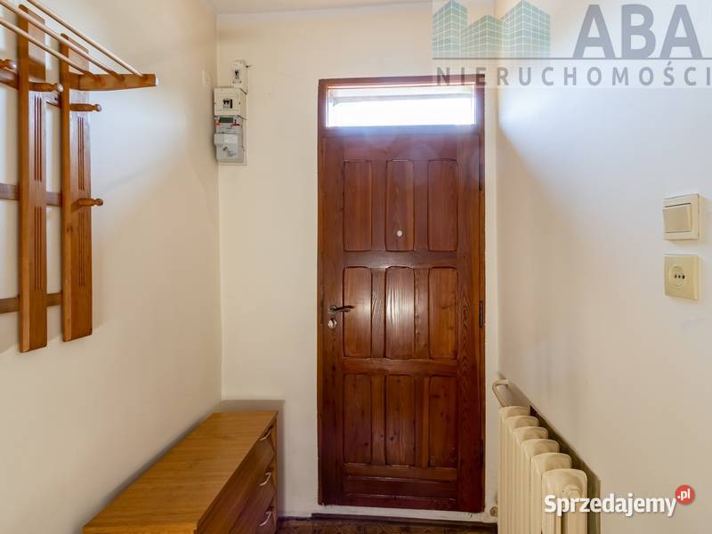 Dom w niskiej Golina asfalt