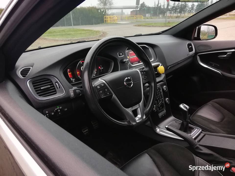 Volvo V40 T4 Rdesign 190 LED 2018 nieuszkodzony V40
