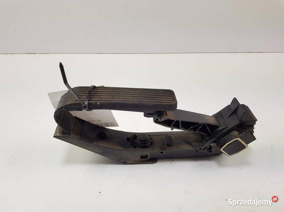 PEDAŁ MERCEDES W221 S350 1293010382 Lipno