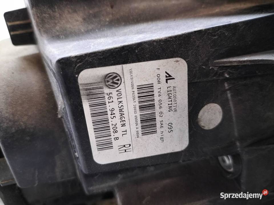 LAMPA TYŁ PRAWA SEDAN USA 561945208B VW świętokrzyskie