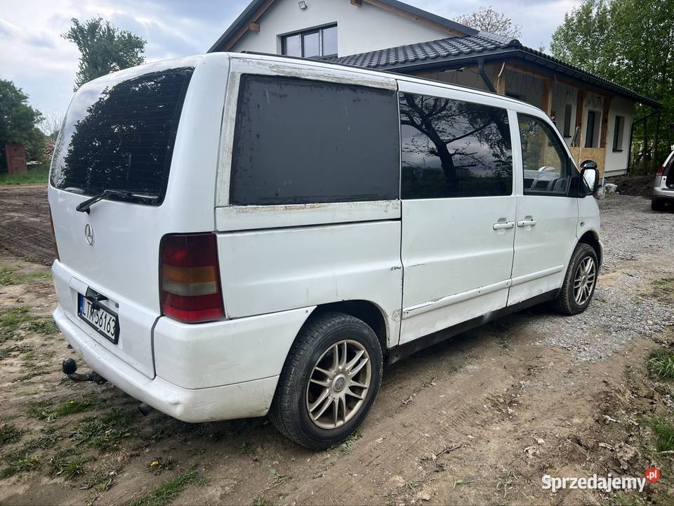 Sprzedam Mercedesa Vito 8osób Stary Dzików