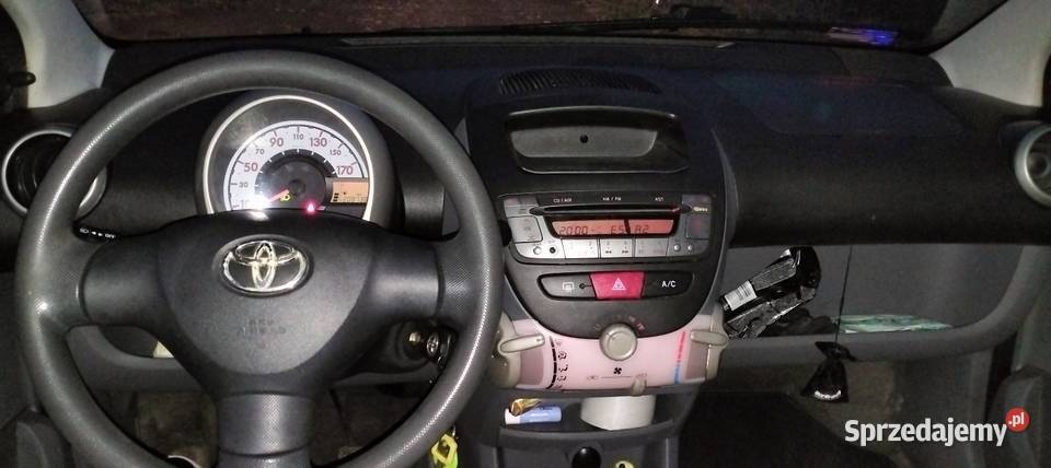 TOYOTA Aygo z klimatyzacją klimatyzacja Zgierz