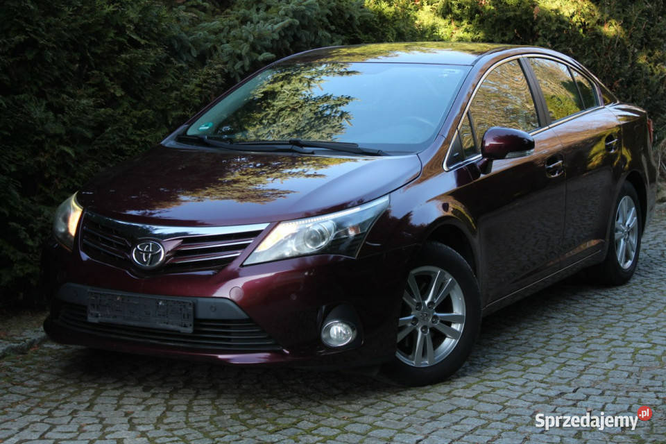 Toyota Avensis Benzyna 147 Przebieg 114 III 2009 benzyna