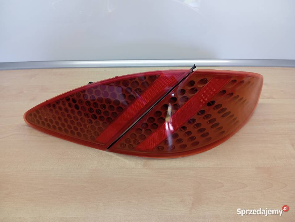 PEUGEOT 307CC CC KLOSZ TYLNEJ LAMPY PRAWY LEWY W dolnośląskie Międzybórz