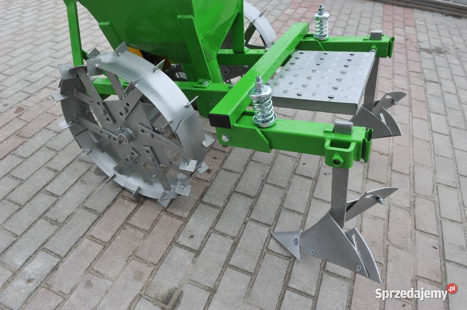 Sadzarka jednorzędowa do sadzenia roślin Siewniki i sadzarki Tajęcina