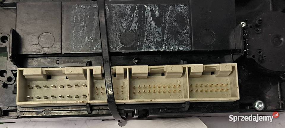 PANEL KLIMATYZACJI VOLKSWAGEN PASSAT B5 LIFT osobowe Lipno