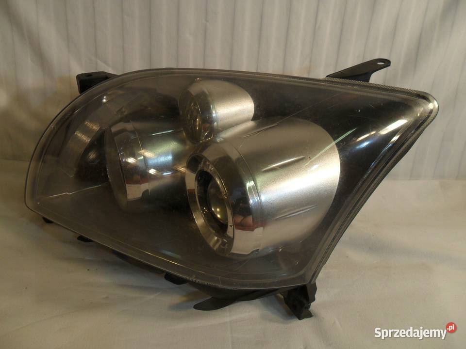 TOYOTA AVENSIS T25 LIFT 2007 2008 2009 XENON osobowe sprzedam