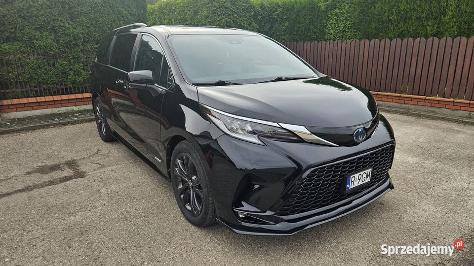 Toyota Sienna Toyota Sienna XSE BLACK 20 nieuszkodzony Mielec