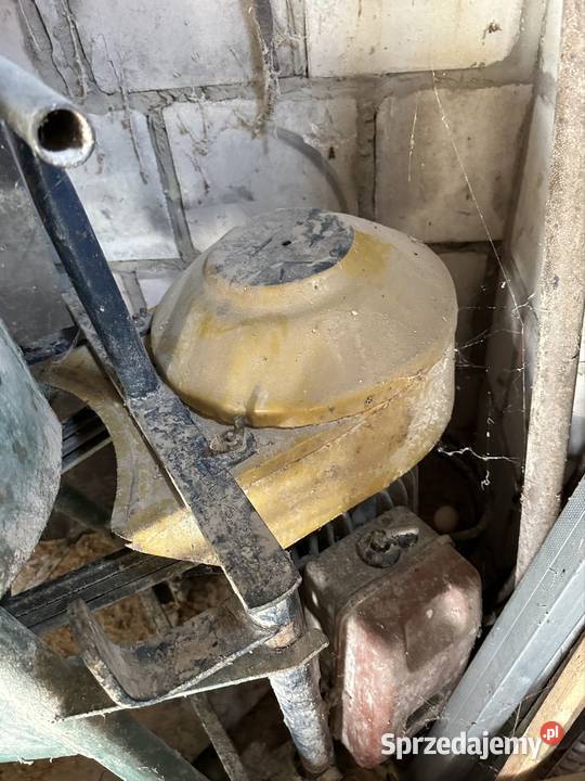 Śrutownik do zboża Bąk wszystkie sita PRL Mierziączka