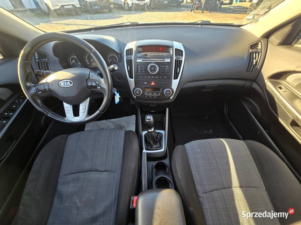 Kia Ceed 16 CRDi 90 ISG Spirit Rzeszów