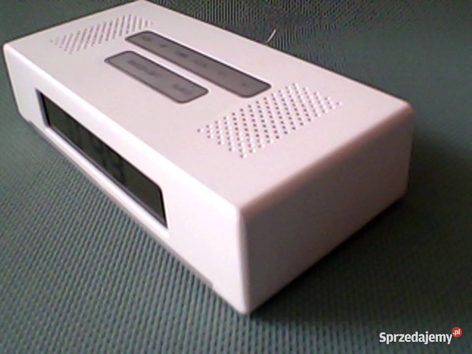 Radiobudzik REVEIL AA831 led z zegaram i Audio Warszawa