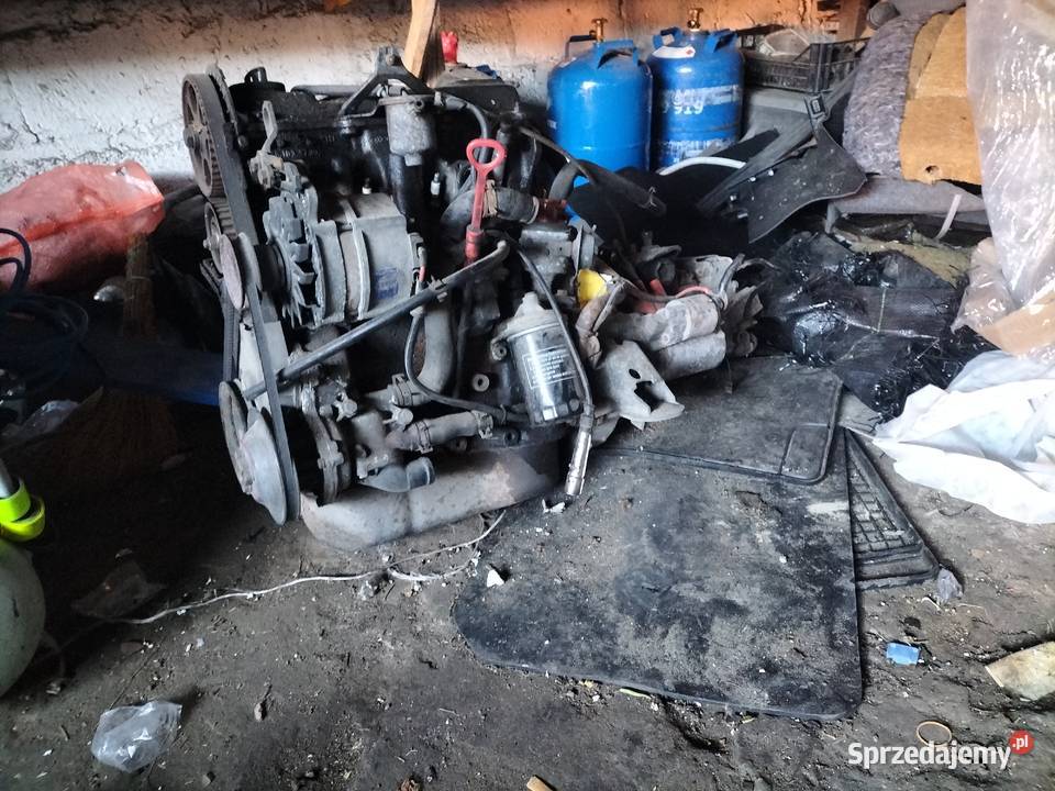 GOLF 2 PASSAT B2 JETTA 2 DÓŁ BLOK SILNIKA 18 Kamień-Kolonia