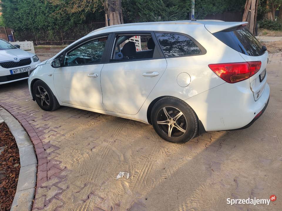 Kia ceed 2015 r benzyna kombi biała Łódź