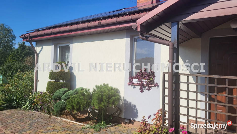 Dom wolnostojący 160m2 Nowodworce asfalt Domy