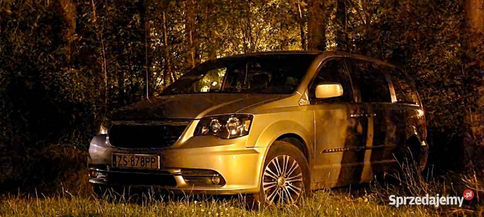 Chrysler town and country wersja S 3600cm3 Szczecin