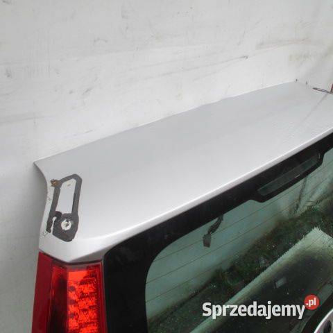 VOLVO V70 XC70 KLAPA TYŁ TYLNA Z SZYBĄ I LAMPAMI
