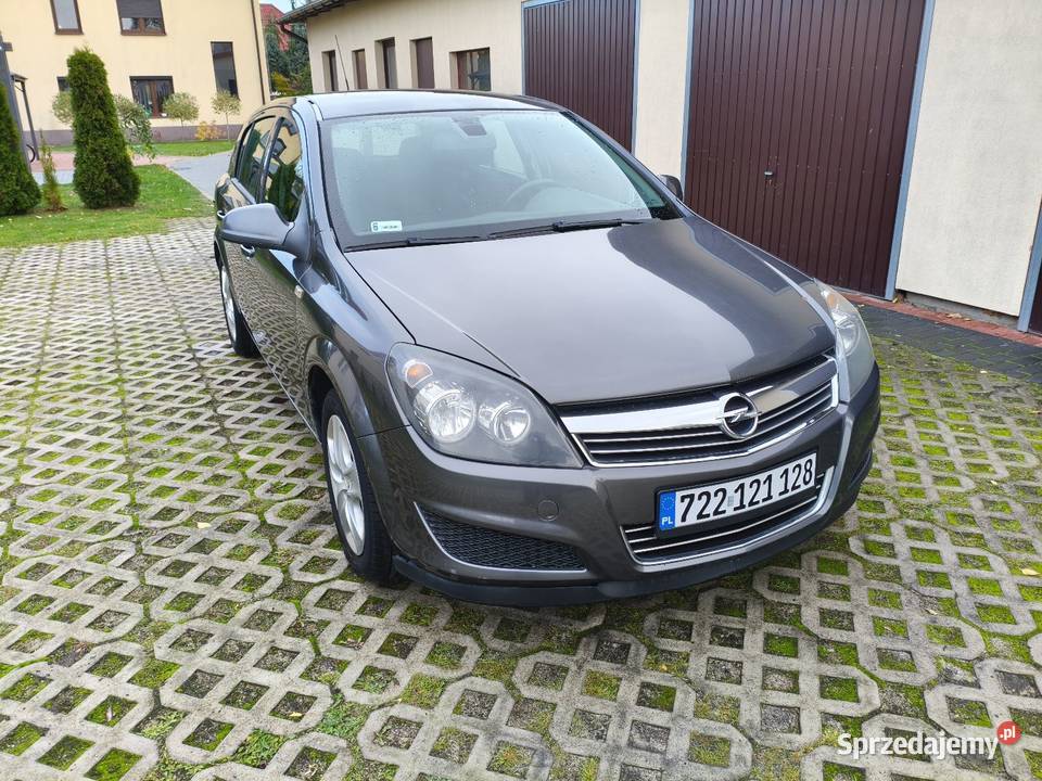 Opel Astra H 17 CDTI 110 2011 Tomaszów Mazowiecki