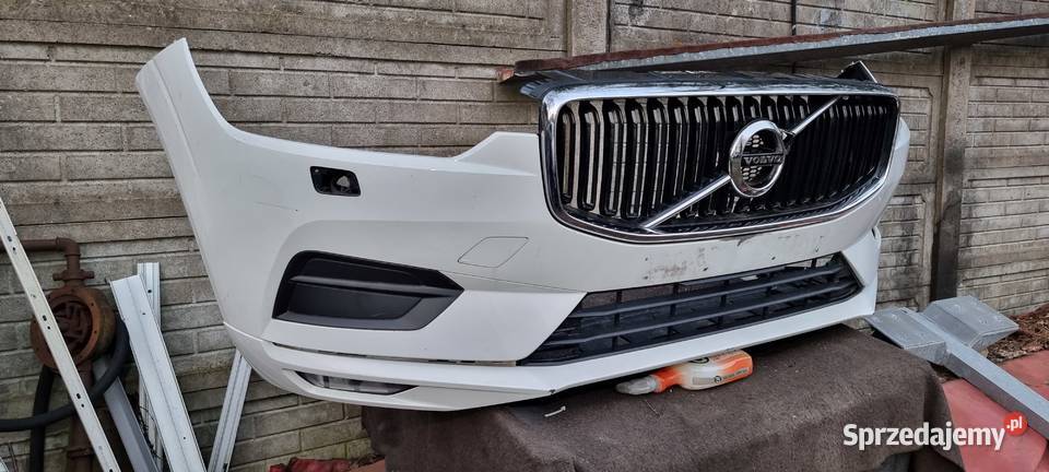 Zderzak przedni Volvo XC60 II 2021r Halogeny Radomsko