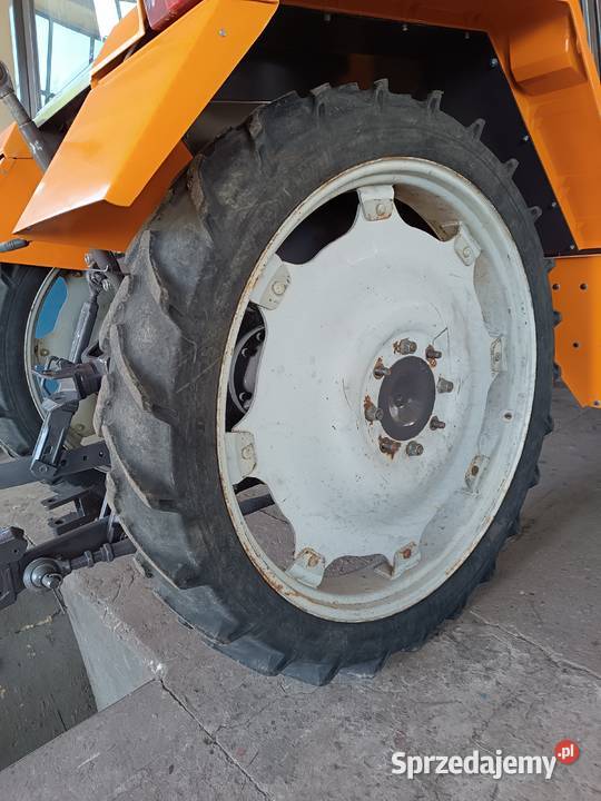 Opony rolnicze 95 44 z felgami 2 mazowieckie Gózd
