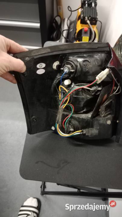 Lampy tylnie red smoke led audi a4 b6 avant Lampy tylne Zofiówka sprzedam